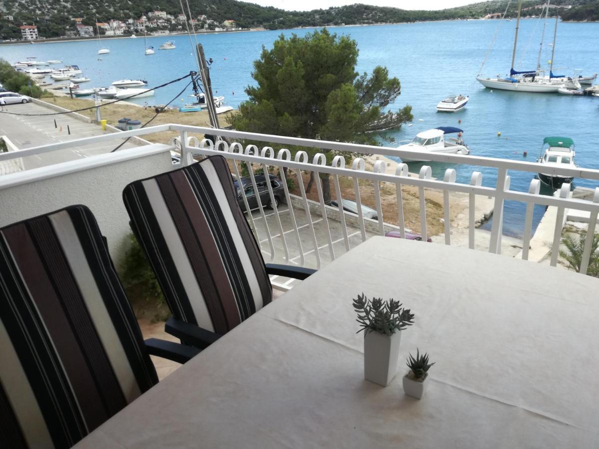 Apartments Nera Tisno Extérieur photo