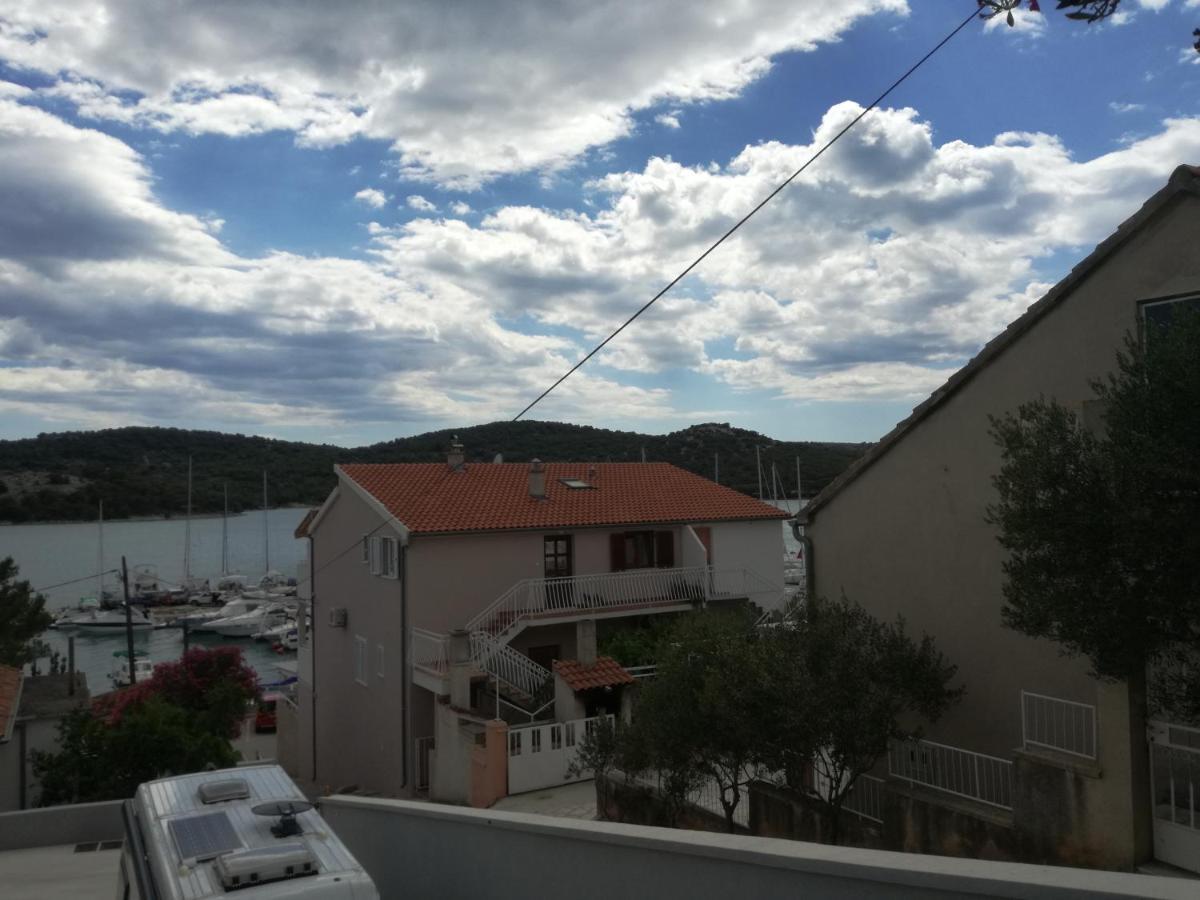 Apartments Nera Tisno Extérieur photo