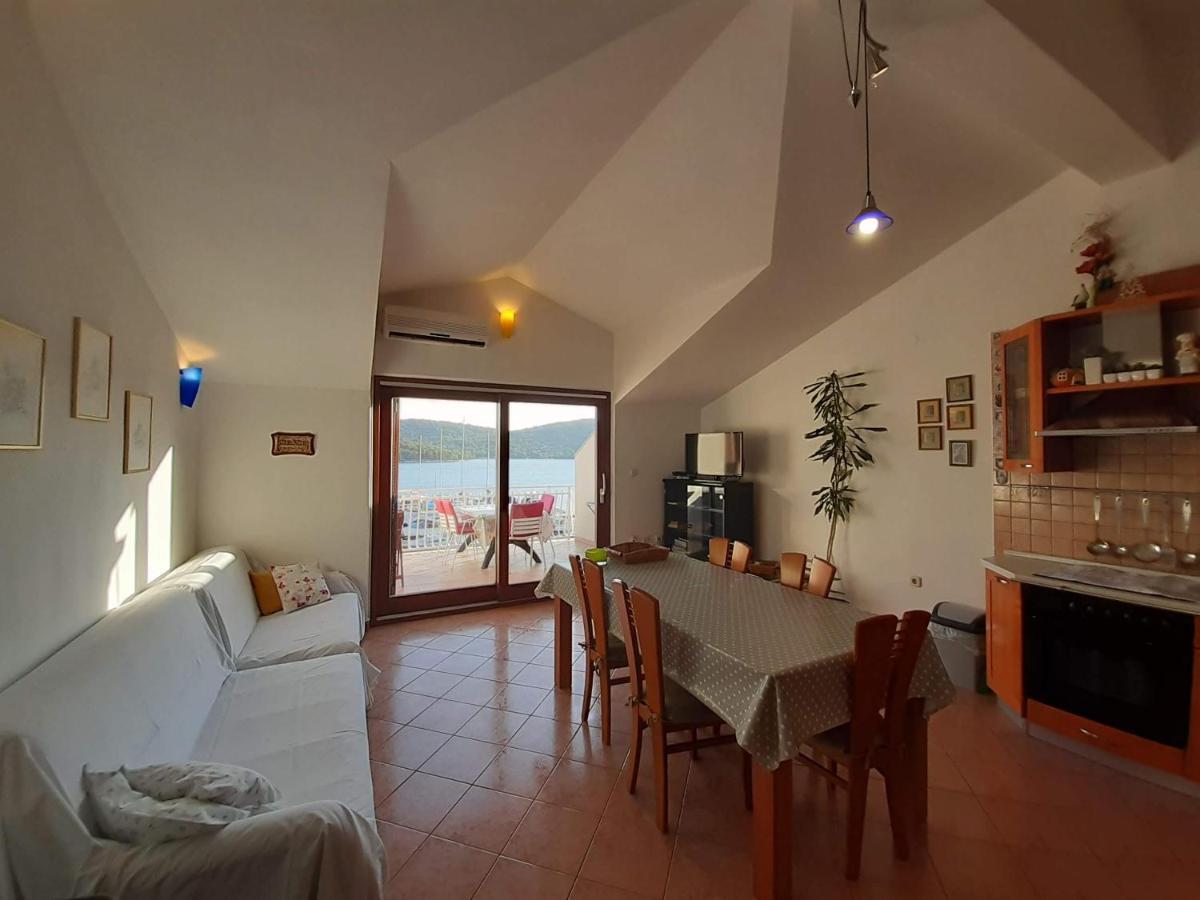 Apartments Nera Tisno Extérieur photo