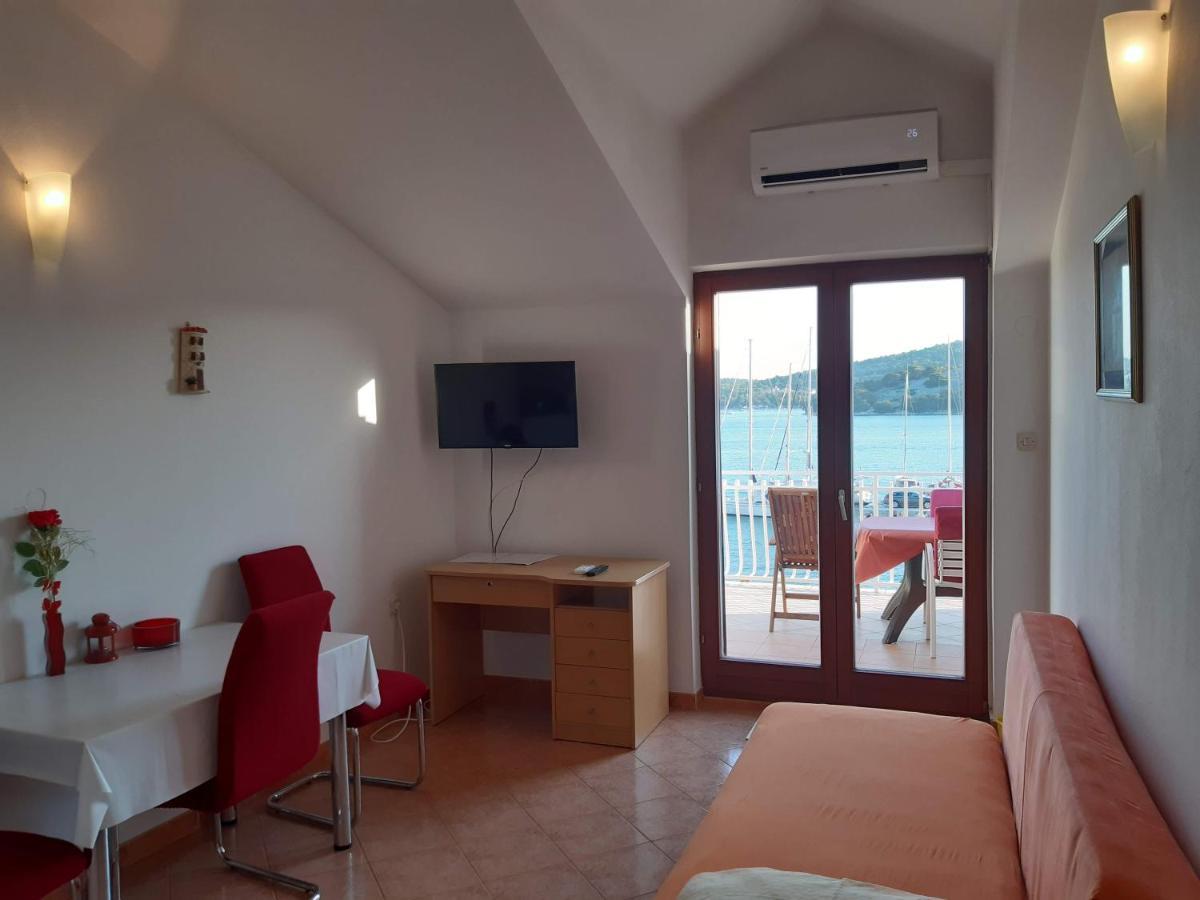Apartments Nera Tisno Extérieur photo