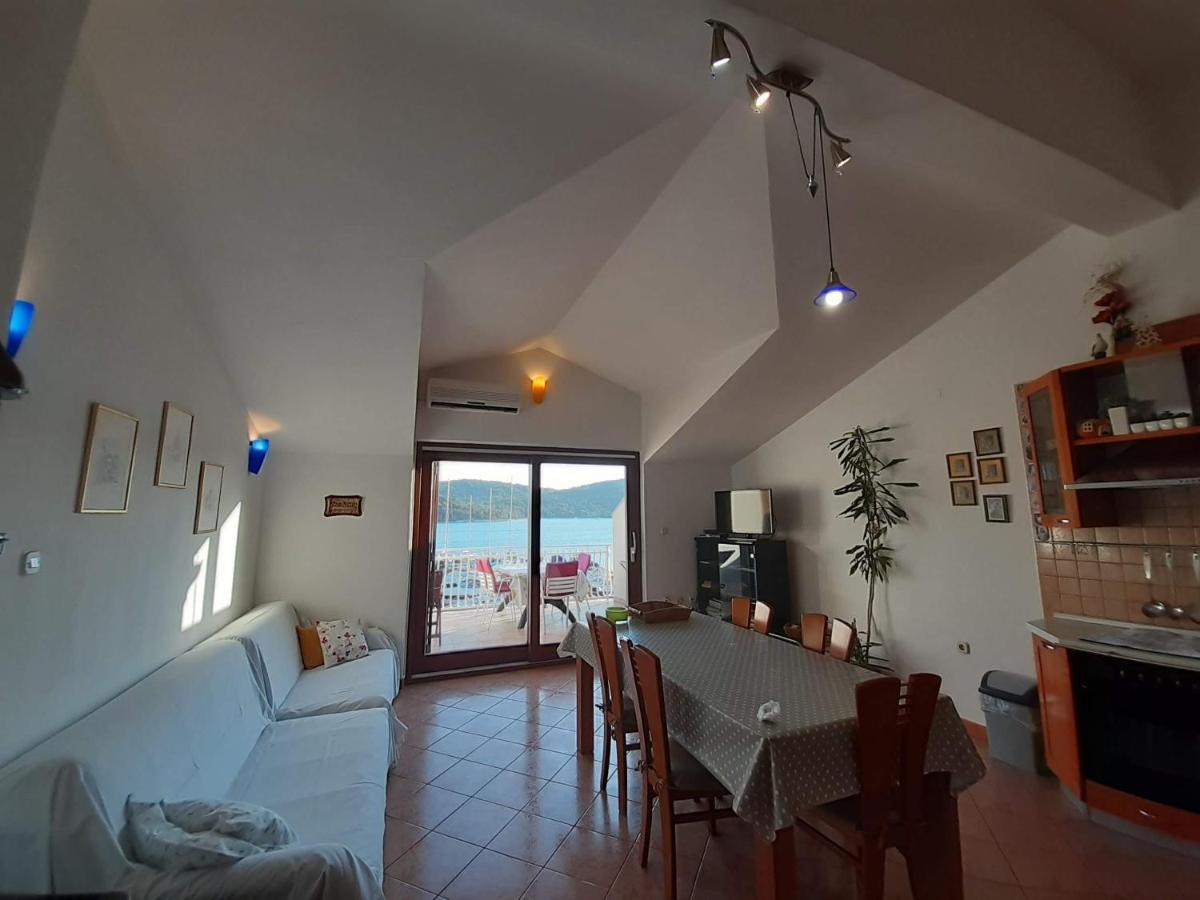 Apartments Nera Tisno Extérieur photo